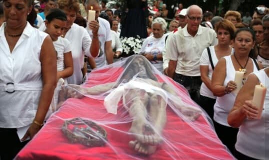 Procesión de Semana Santa en Santiago de Cuba