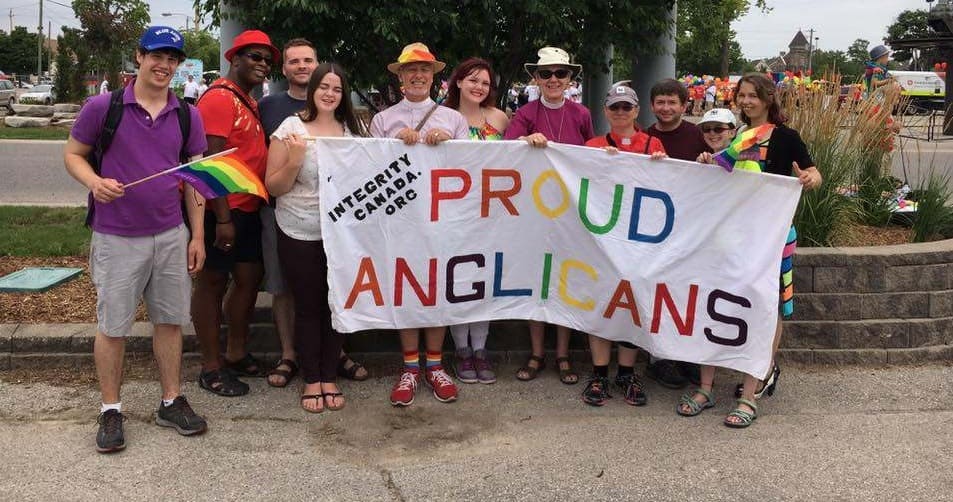 Orgullo Gay de anglicanos en Canadá, con su obispesa primada