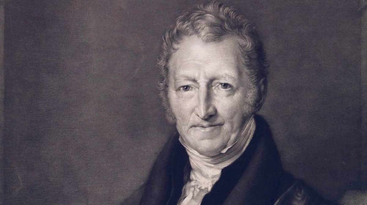 Thomas Malthus, creador de esta teoría que aboga por reducir la población mundial.