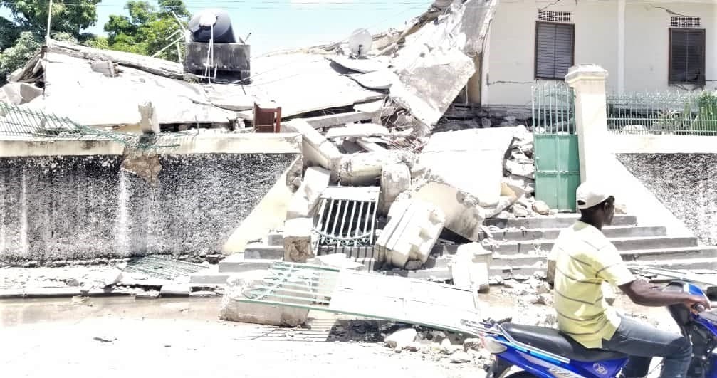 Destrozos del terremoto de Haití de agosto de 2021... empeorando una situación ya desastrosa