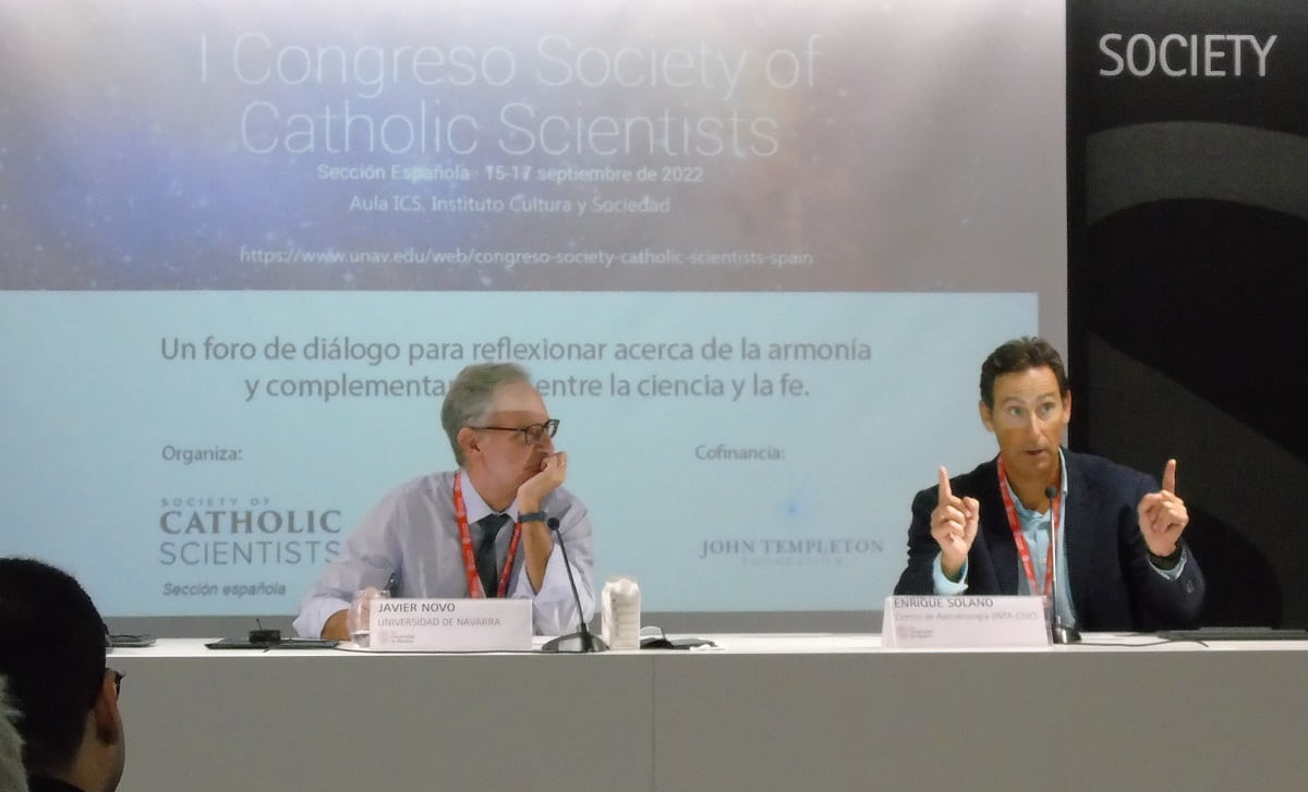 enrique_solano_congreso_cientificos_catolicos