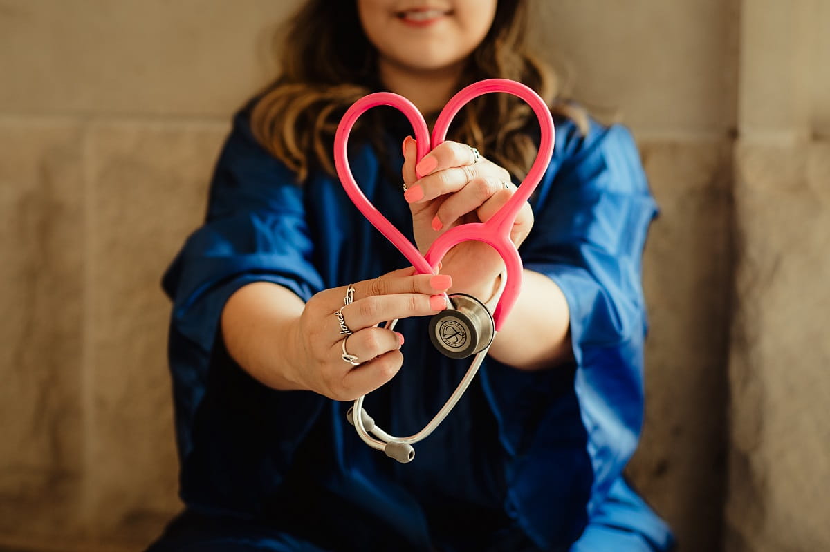 Un símbolo de buena ética médica - foto de Patty Brito para Unsplash