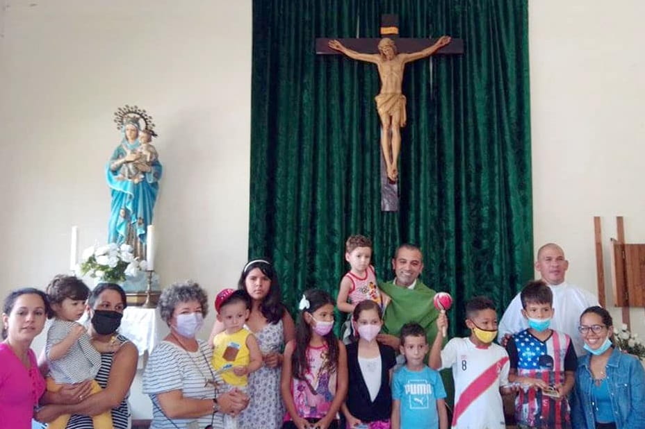 Fieles de la diócesis de Santa Clara, en Cuba