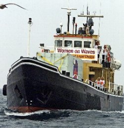 La Audiencia Provincial de Valencia acepta la querella contra los responsables del barco de la muerte