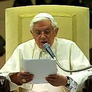 Benedicto XVI, en el aula Pablo VI