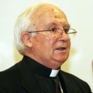 El cardenal Cañizares sugiere adelantar a antes de los siete años la edad para la Primera Comunión