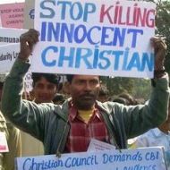Unos extremistas hindúes amenazan  de muerte a un sacerdote católico en la India