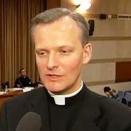 El padre Laurent touze, profesor de la Pontificia Universidad de la Santa Cruz en Roma