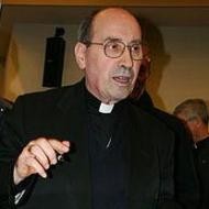 Cardenal Velasio de Paolis