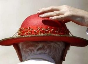 Los sombreros de Benedicto XVI