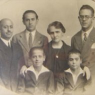 Liberato Moralejo (izq) y el pequeño Antonio (derecha primer plano)
