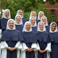 Son monjas, viven en el Bronx y ayudan a mujeres a no abortar  en la «capital del aborto de América»
