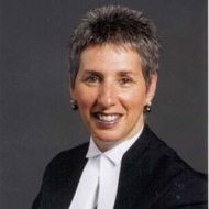 La jueza australiana Linda Dessau