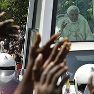 Fervor por el Papa en Benín.