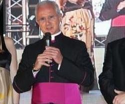 Nunzio Scarano no es ni nuncio ni obispo, pero sí monseñor