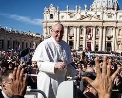 El Papa en el Ángelus del domingo ha planteado el deseo de Dios que habita en cada persona