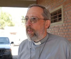 Armando Rossi, dominico de 68 años, obispo de Concepción desde 2001.