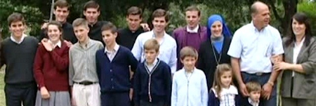 El curioso caso de la familia Prado: 15 hijos y 8 de ellos han sido llamados a vocaciones religiosas