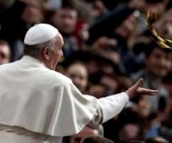 El Papa Francisco en las audiencias de los miércoles gusta de estar con el pueblo