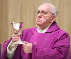 El Papa en las eucaristías penitenciales sigue sus predicaciones