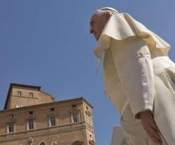 El Papa en su audiencia de los miércoles recuerda a los cristianos asesinados y pide oración