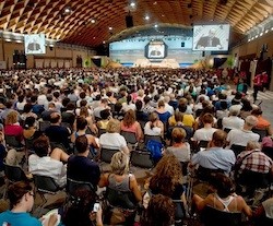El encuentro congrega cada año a miles de personas