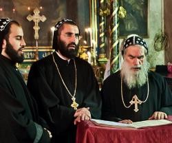 Clérigos siríacos de Mardin, en el sur de Turquía... hay siríacos católicos y también ortodoxos