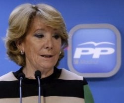 Esperanza Aguirre, candidata del PP a alcaldesa de Madrid, al anunciar que irá a la gran manifestación provida del 14 de marzo de 2015