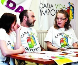 Promotores de Cada Vida Importa en Burgos... denuncian que hay trabajadoras sociales que empujan al aborto y no dan alternativas