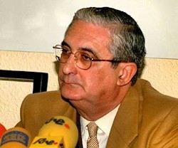 Antonio Gutiérrez Molina, diputado por Melilla, se unió a los populares díscolos con la posición de su partido.