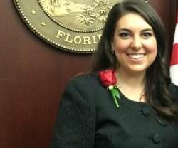 Jennifer Sullivan, llegada al congreso de Florida en 2014 con 23 años, ha logrado que se apruebe esta norma que fastidia algo el negocio de los centros abortistas