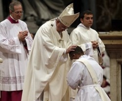El Papa Francisco ha pedido a los nuevos curas que no hagan sermones aburridos, que hablen al corazón
