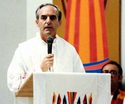 El jesuita español Ignacio Ellacuría, uno de los asesinados - por ser español, la Justicia española puede investigarlo