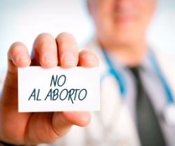 En todo el mundo hispano el aborto es una práctica despreciada por casi todos los médicos y reservada a una casta especializada y repudiada