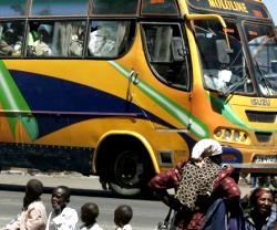 Un autobús en Kenia... los yihadistas han realizado otros ataques de este tipo en la zona norte del país
