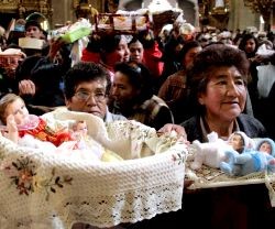 Muchas familias ecuatorianas dan a las misas de después de Navidad un especial sentido de agradecimiento al Niño Jesús