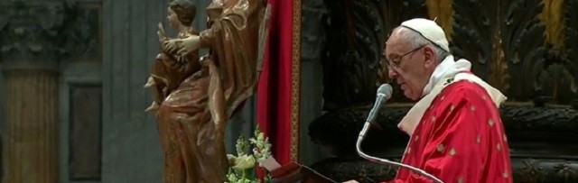 El Papa alerta en Pentecostés del «analfabetismo espiritual» y de la «soledad» que hay en el mundo