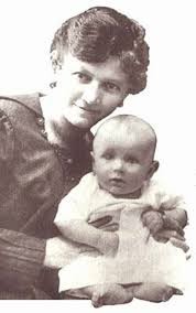 Karol Józef Wojty322;a con su madre, Emilia