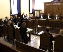 Sala del juicio Vatileaks 2  - se juzga a los que presuntamente filtraron documentos secretos y a quienes los recogieron