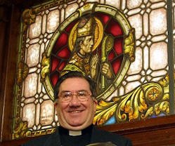 Fallece el obispo emérito de Vitoria, Miguel Asurmendi, el salesiano pianista y filósofo