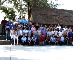 Residentes, personal y voluntarios del Hogar Cristo Roto de Gibraleón, Huelva