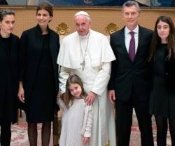 El Papa Francisco ha recibido al presidente argentino y su familia antes de canonizar al Cura Brochero