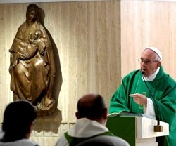El Papa Francisco pidio no ser rígidos y dejar a Dios actuar en cada uno