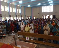 Los cristianos de Orissa, víctimas de la persecución, siguen perseverando en su fe