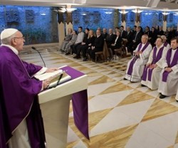 El Papa Francisco comenta las escrituras de Cuaresma en la capilla de Santa Marta