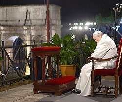 El Papa ha encargado este año la meditación a la biblista francesa Anne-Marie Pelletier