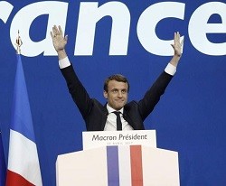 Macron, bautizado a los 12 años y contrario a la moral familiar católica, gran triunfador en Francia