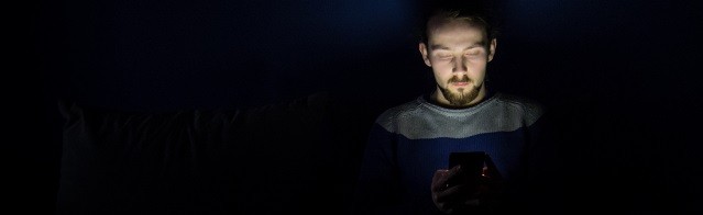 «Satanás puede infiltrarse a través de internet», avisa un exorcista citando un caso llevado por él