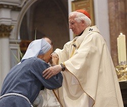 El cardenal Cañizares presidió la Eucaristía de acción de gracias por la llegada de Iesu Communio a Valencia