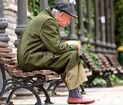 La población anciana crece cada año en el mundo occidental
